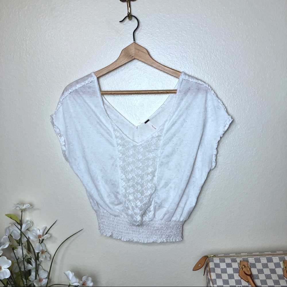 ⭕️Sold⭕️Free People Ivory Crop Top X-Small